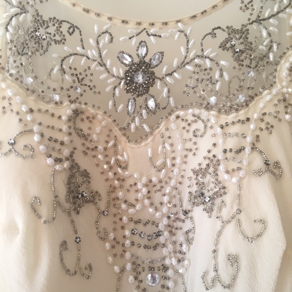 Wedding Dress - Picture 6 of 8